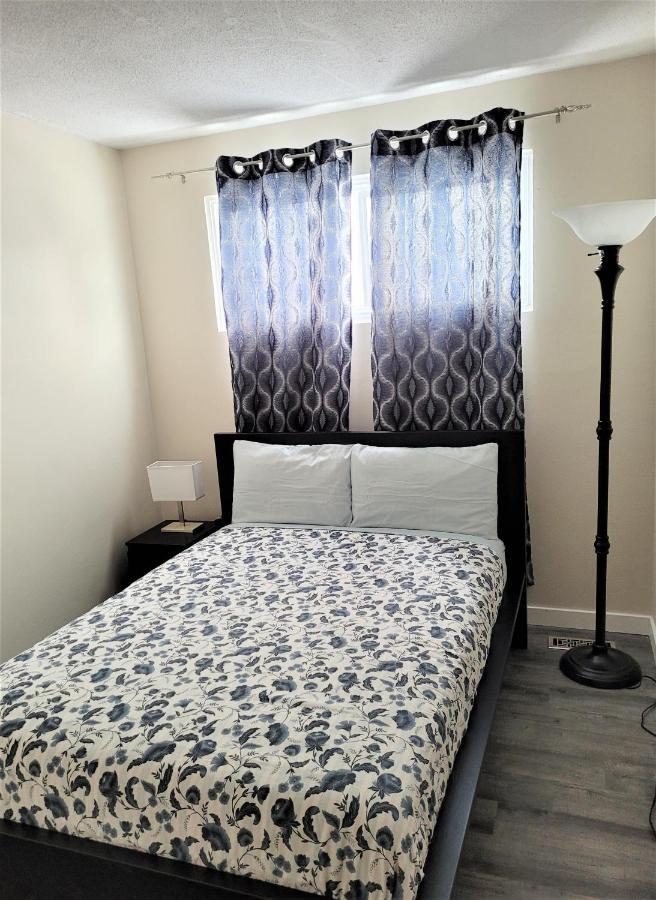 Cozy 4 Bedroom Townhouse - Peaceful Feel Of Home Winnipeg Ngoại thất bức ảnh