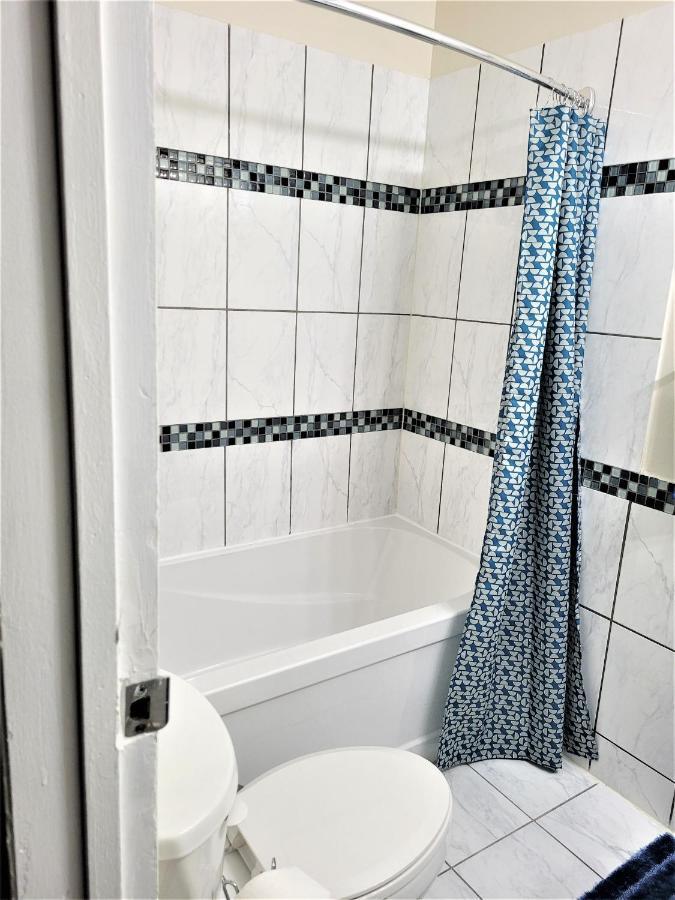 Cozy 4 Bedroom Townhouse - Peaceful Feel Of Home Winnipeg Ngoại thất bức ảnh